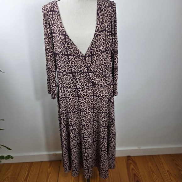 London Times Woman Plus Size 16W Floral Print Long Sleeve Midi Dress - Picture 1 of 9